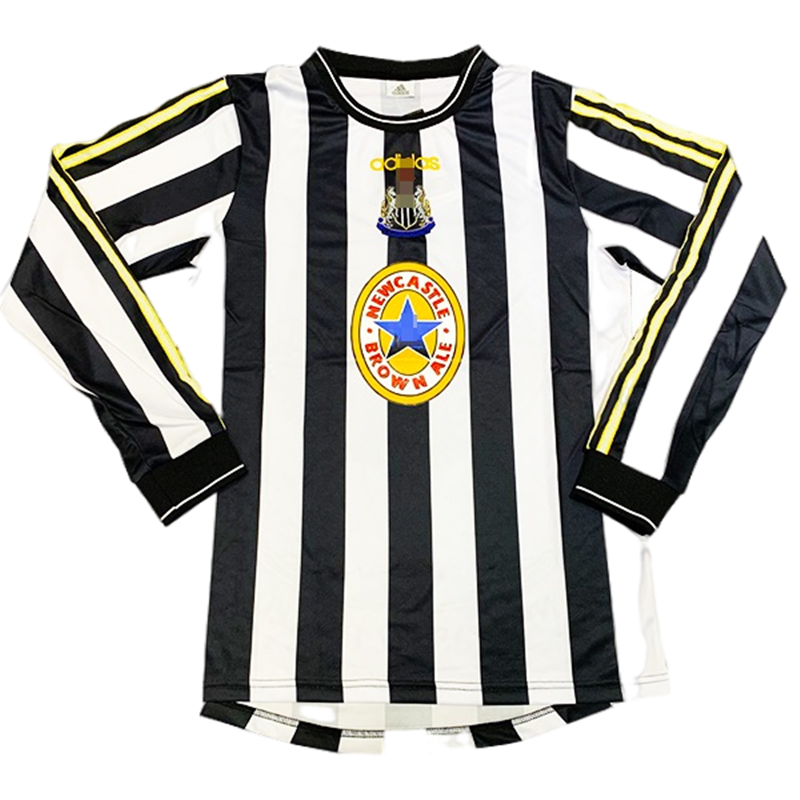 かっこいい サッカー ユニフォーム