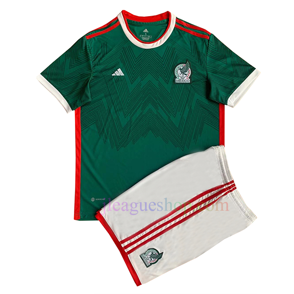 かっこいい サッカー ユニフォーム