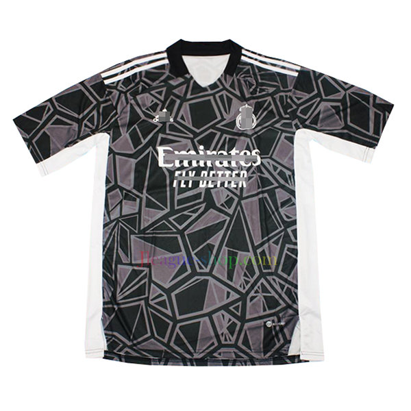 サッカー ユニフォーム 新宿