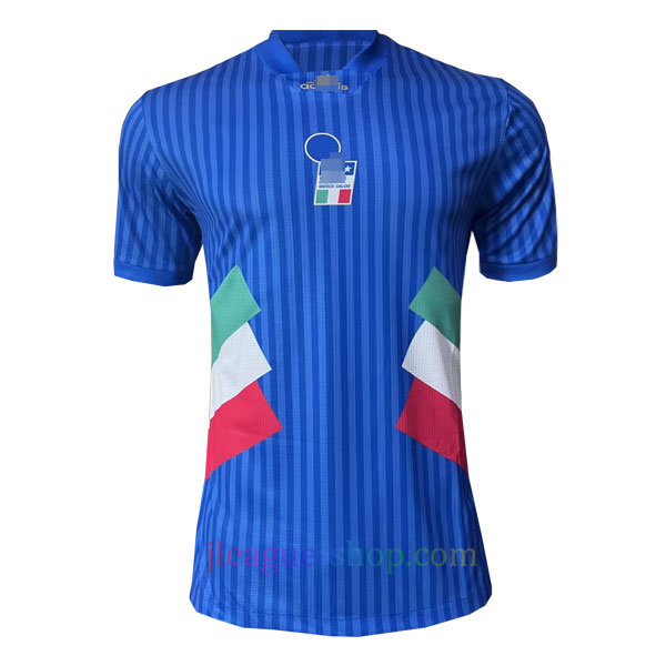 23-24 Italian casual models – front