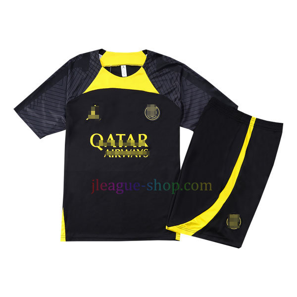 サッカー ユニフォーム 買取 相場
