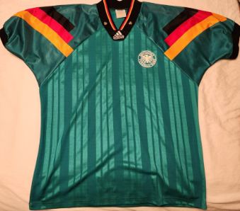 ドイツ代表アウェイユニフォーム1992