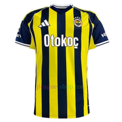 アイントラハト・フランクフルトホームユニフォーム2021/2022